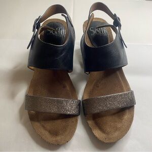 Sofft Women's Black and Metallic Sandals